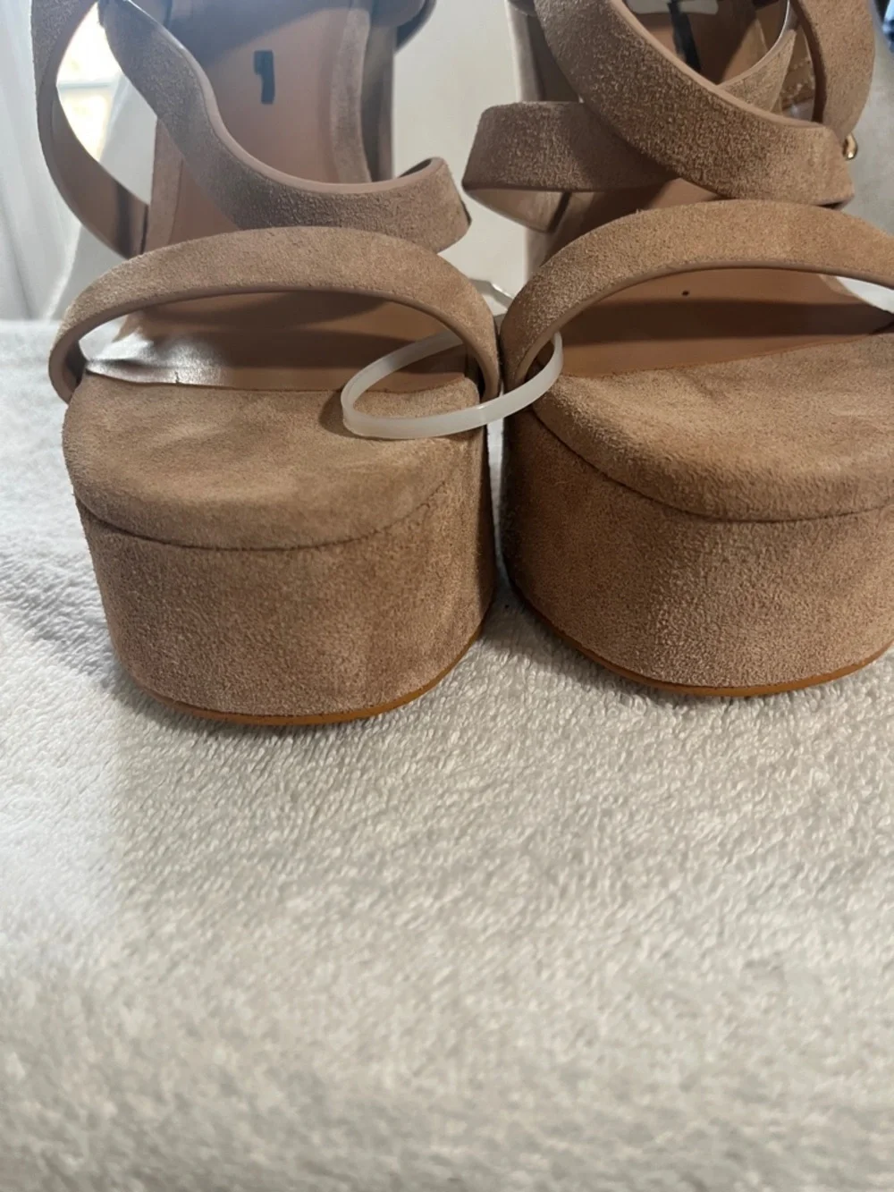 Gianni Bini Beige Suede Strappy Platform Sandal